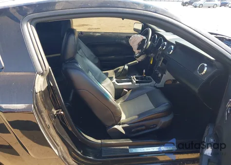 2007 Ford Mustang Gt Deluxe/Gt Premium из США, поврежденный, VIN 1ZVFT82H975258966